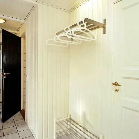 Vakantiehuis Four-bedroom Holiday In 3
